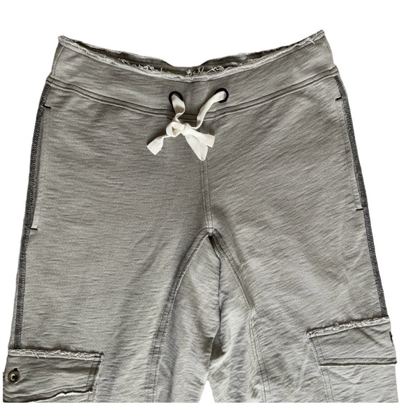 Zumba Wear | Zumba Flow High Waisted Cargo Gorpcore Sweatpants Jogger Raw Edge - Picture 5 of 8